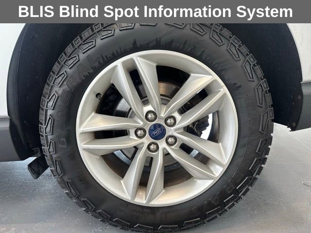 Used 2016 Ford Edge SEL w/ Equipment Group 201A image 24