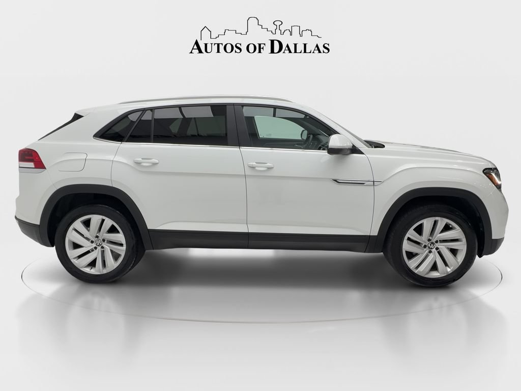 Used 2023 Volkswagen Atlas Cross Sport SE w/ Panoramic Sunroof Package FWD image 7