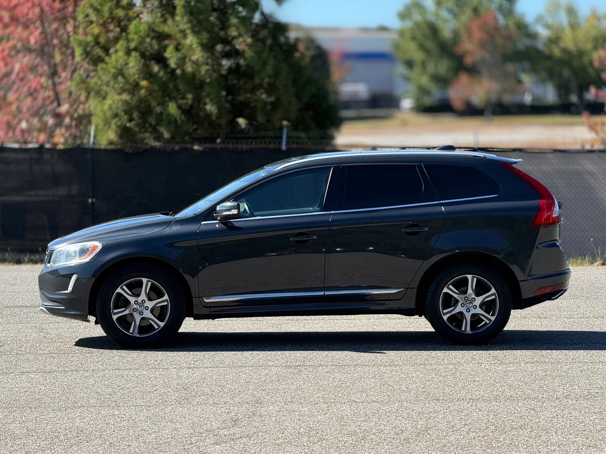 Used 2015 Volvo XC60 T6 AWD/4WD image 8