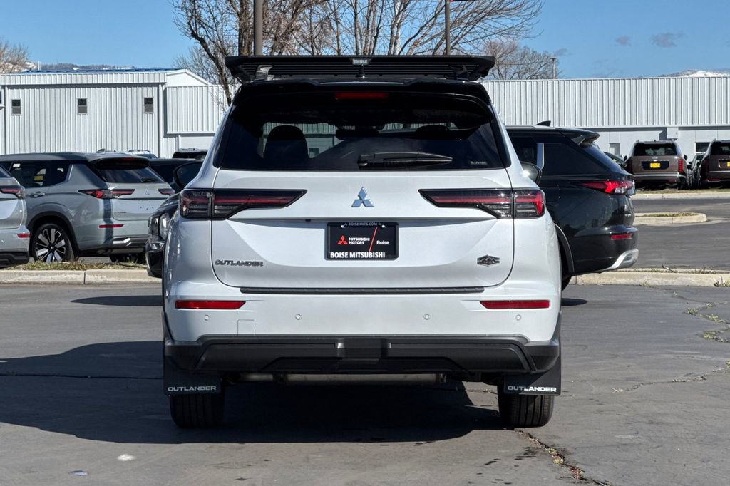 New 2026 Mitsubishi Outlander AWD image 5