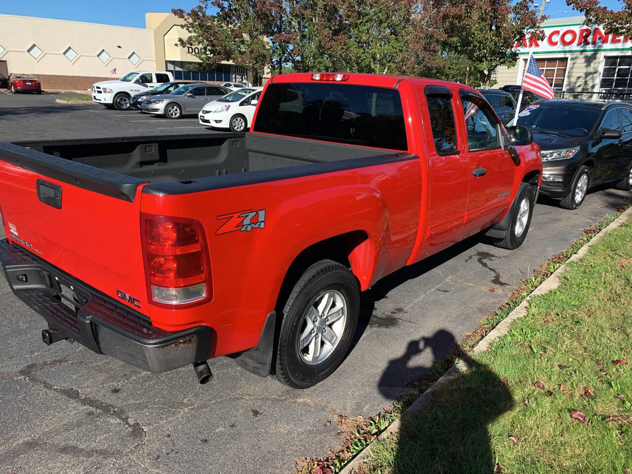 Used 2013 GMC Sierra 1500 SLE w/ Power Tech Package AWD/4WD image 4
