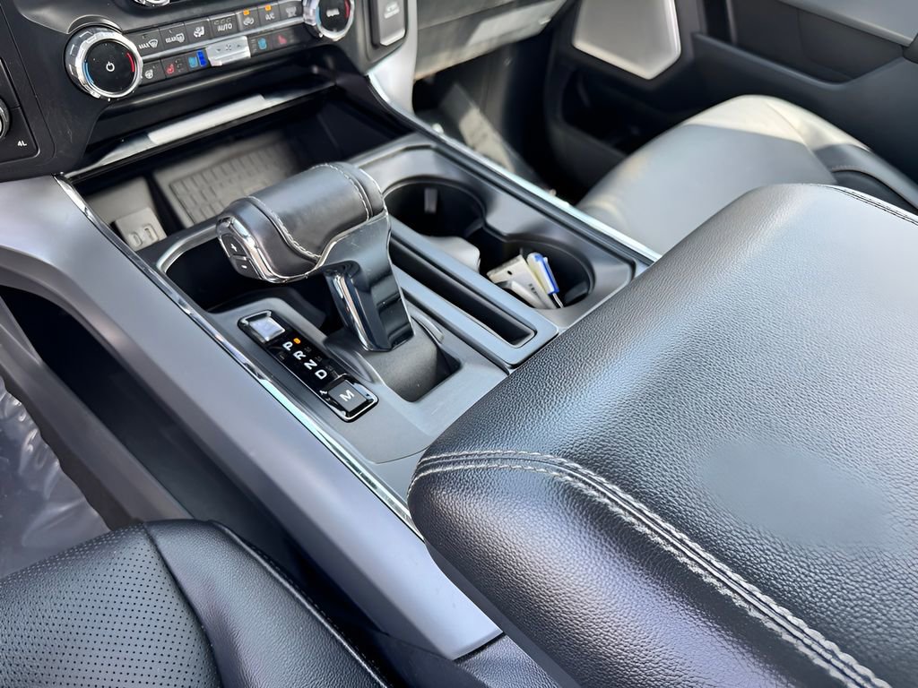 Used 2022 Ford F150 Lariat w/ Equipment Group 502A High image 39