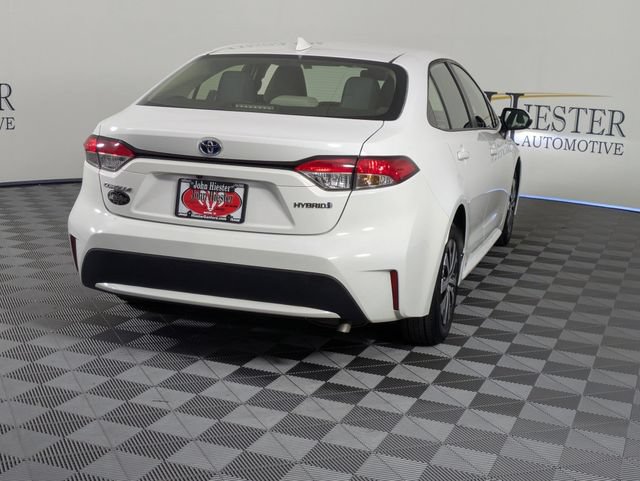 Used 2022 Toyota Corolla LE FWD image 5