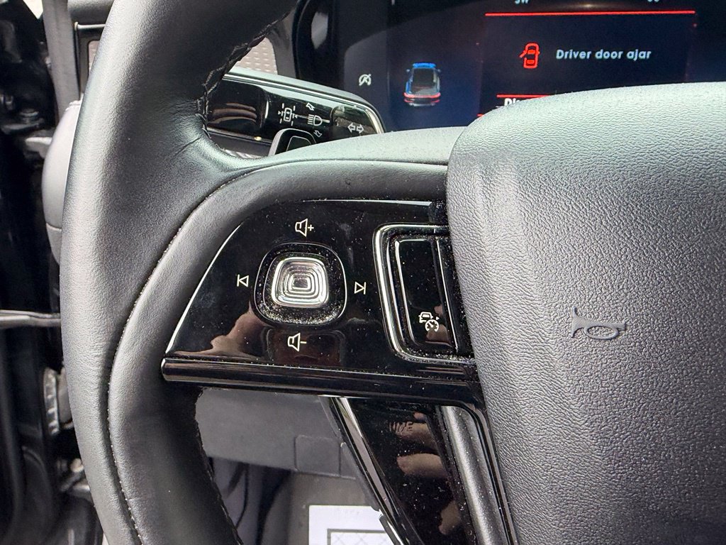 Used 2023 Lincoln Corsair Reserve w/ Equipment Group 201A AWD/4WD image 26