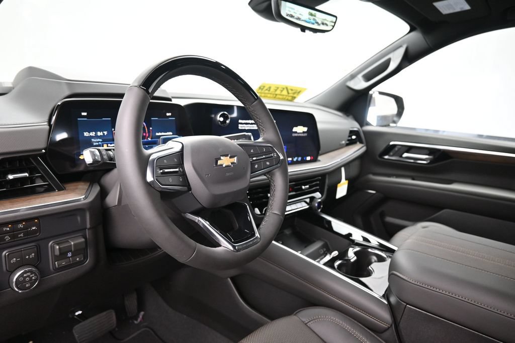 New 2026 Chevrolet Suburban High Country AWD/4WD image 19