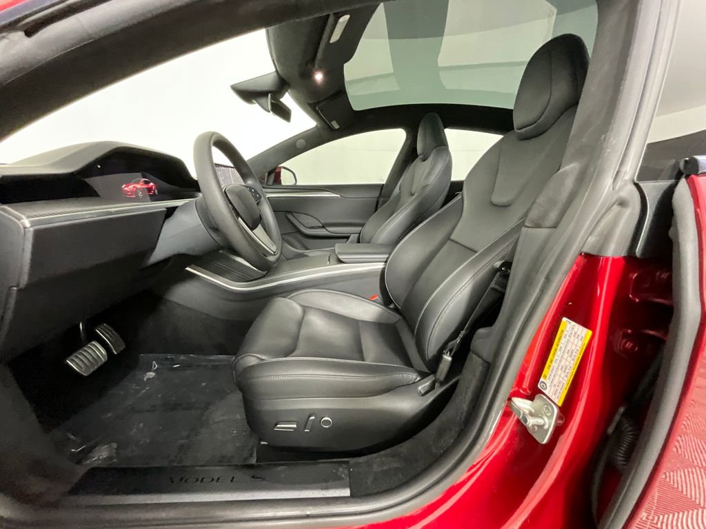 Used 2023 Tesla Model S Plaid image 15