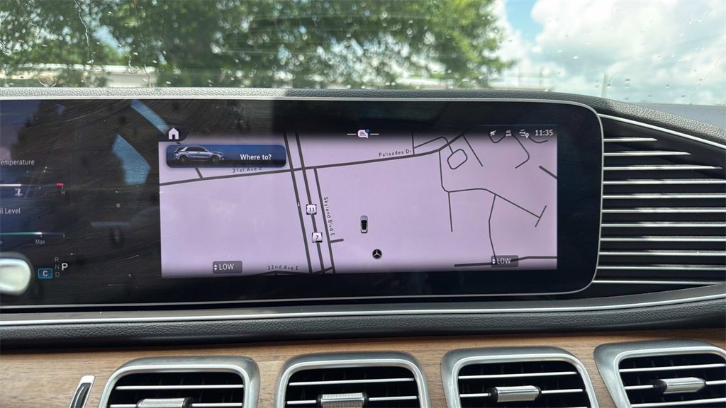 Used 2024 Mercedes-Benz GLE 450 4MATIC image 19