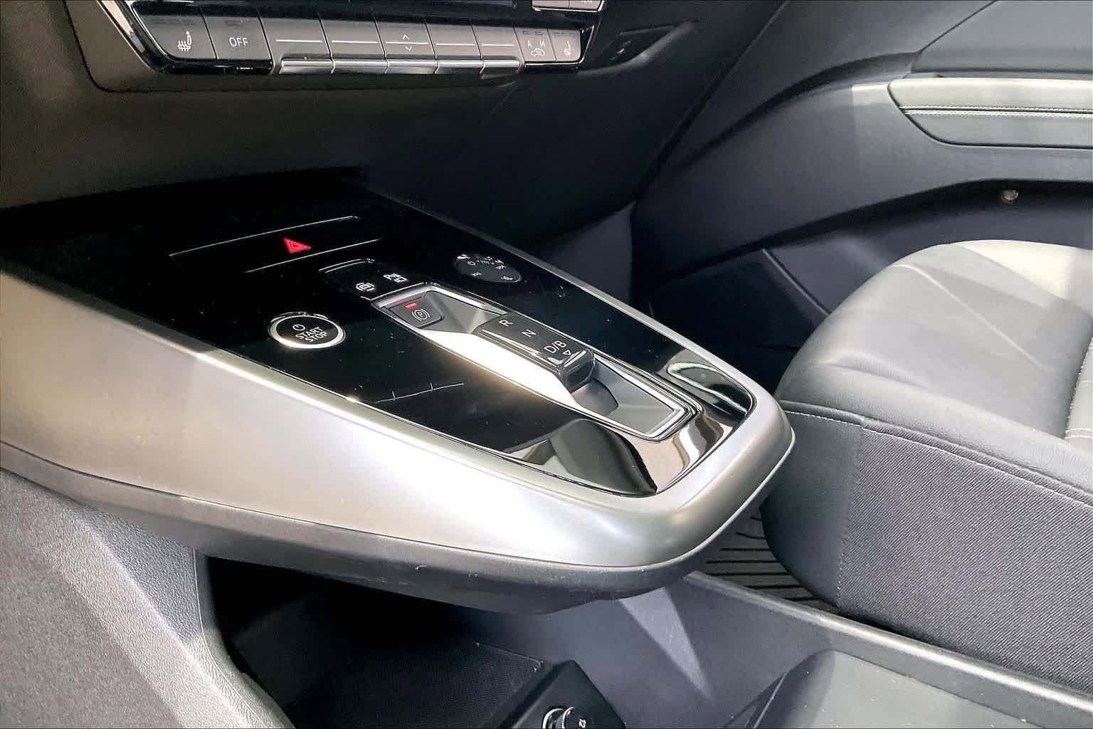 Used 2023 Audi Q4 e-tron Premium Plus w/ Premium Plus RWD image 15