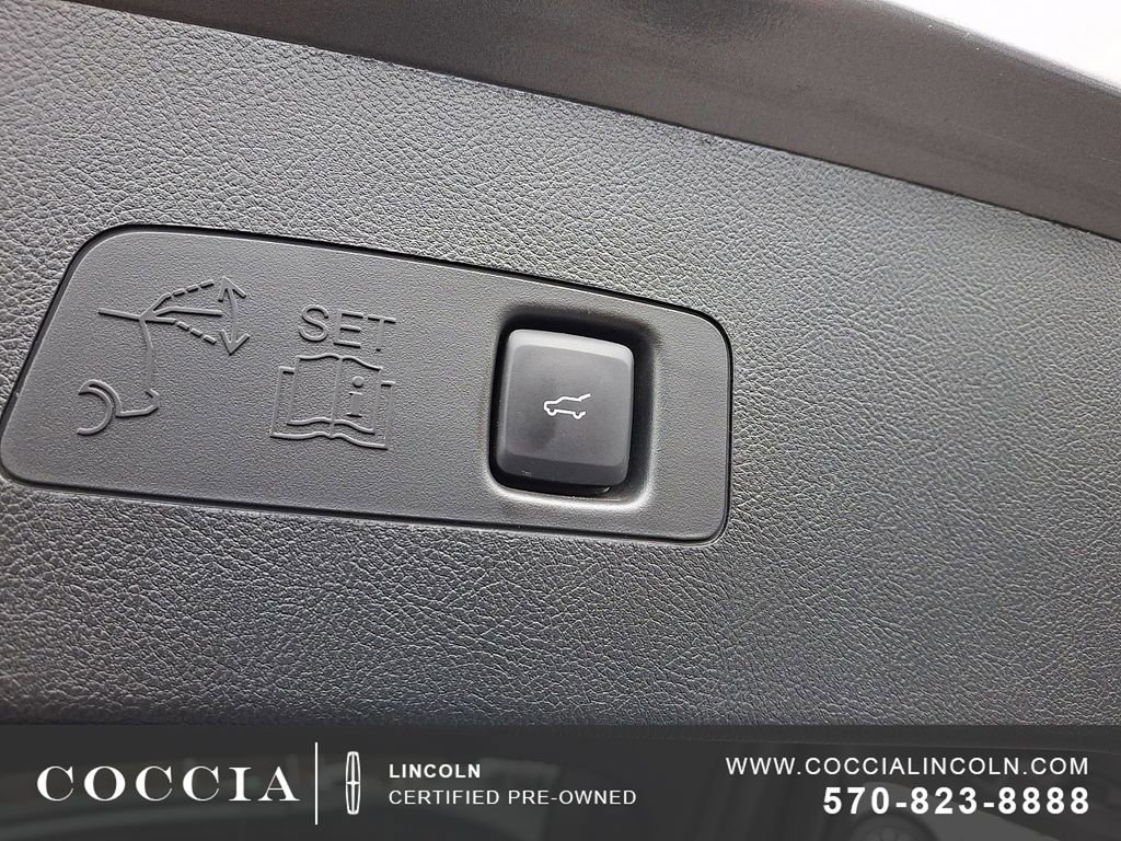 Certified 2022 Lincoln Corsair Reserve w/ Equipment Group 201A image 30