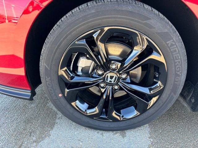 Used 2025 Honda Accord SE image 9