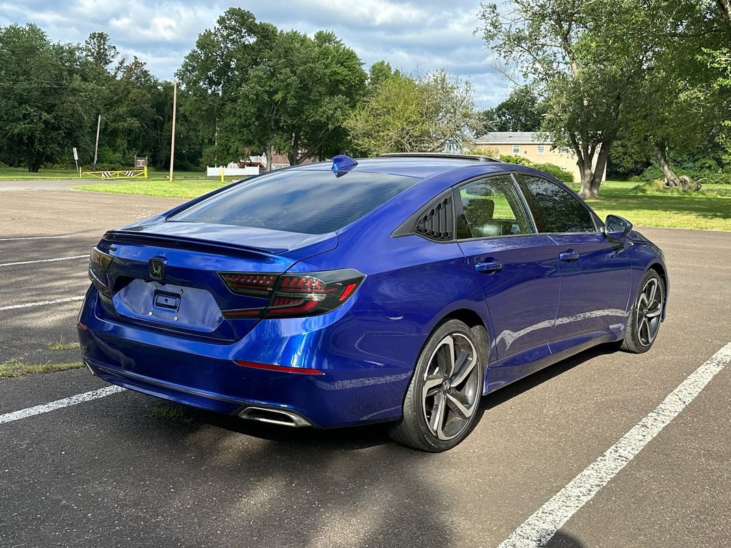 Used 2019 Honda Accord Sport image 3