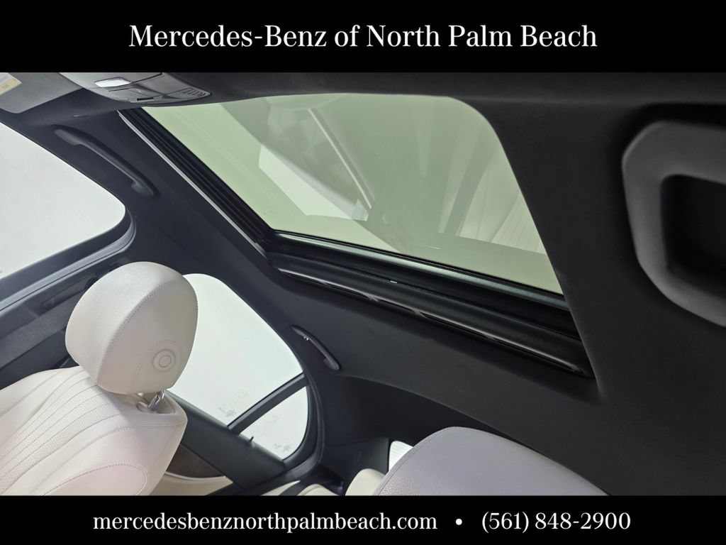 Used 2018 Mercedes-Benz E 400 4MATIC Sedan image 12