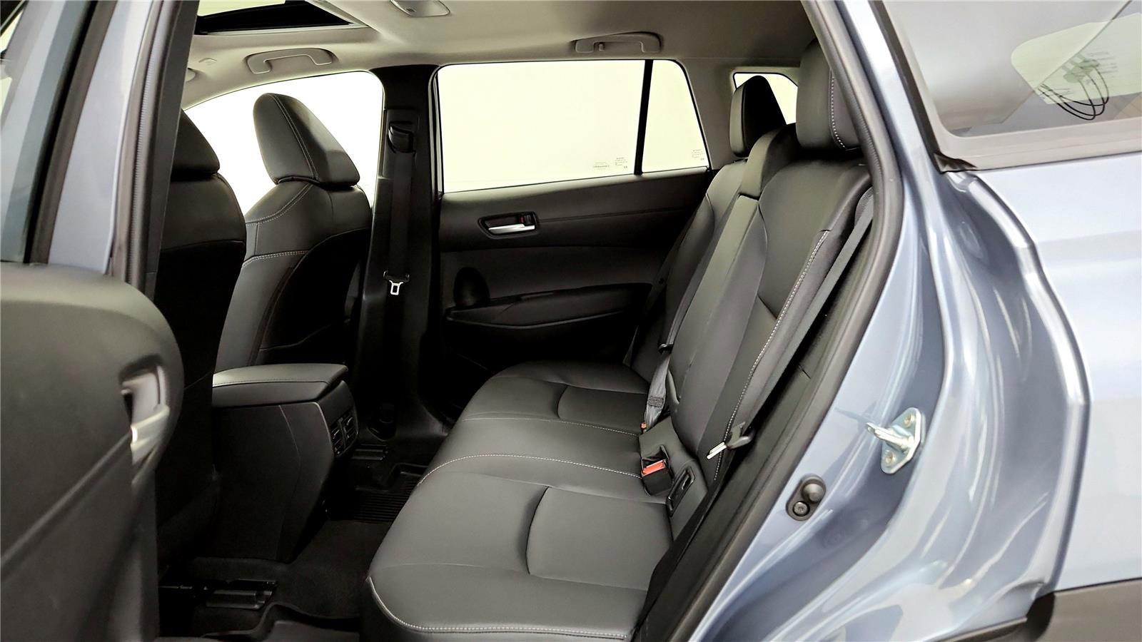 Certified 2024 Toyota Corolla Cross XLE w/ Convenience Package image 29