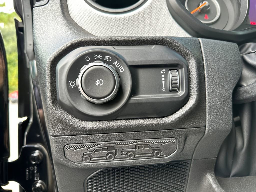 New 2025 Jeep Wrangler Unlimited Sport AWD/4WD image 31