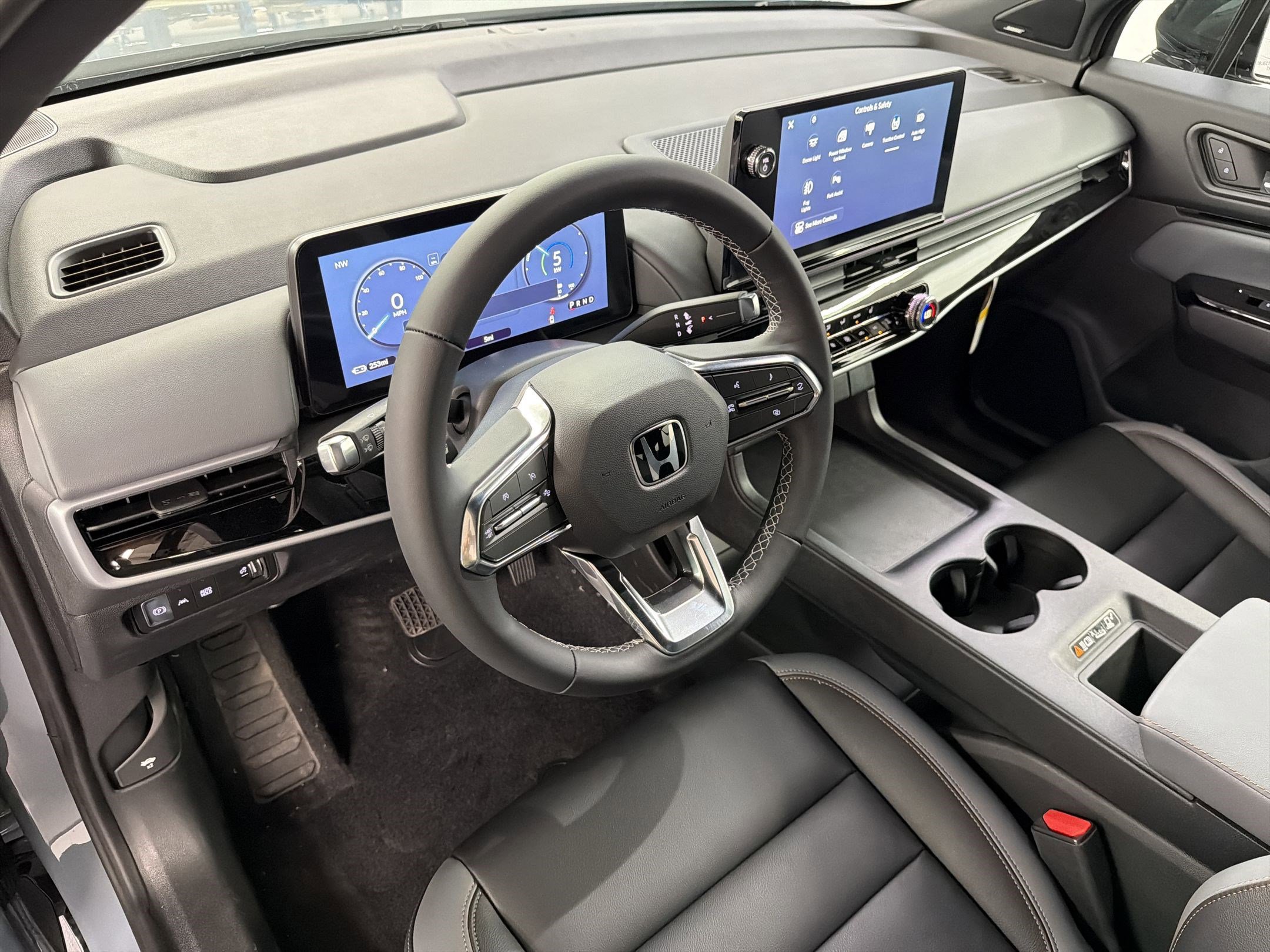 New 2026 Honda Prologue Touring image 4