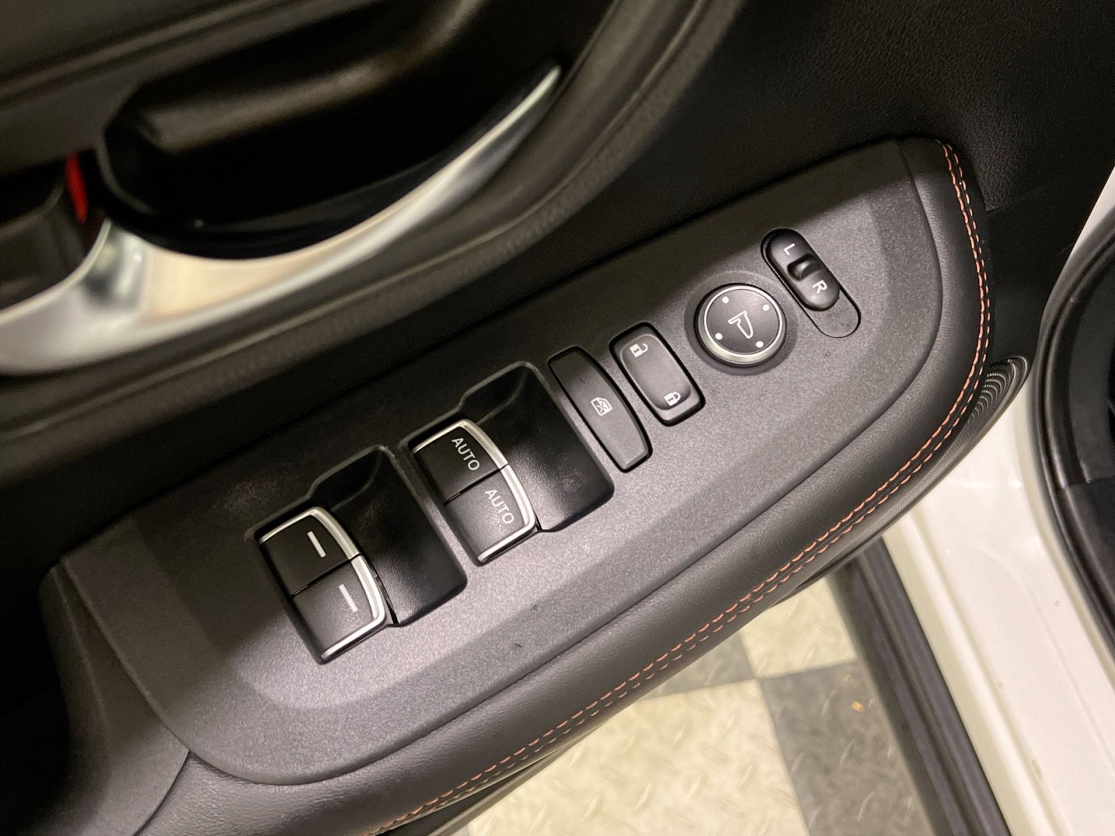 Used 2023 Honda HR-V Sport image 29