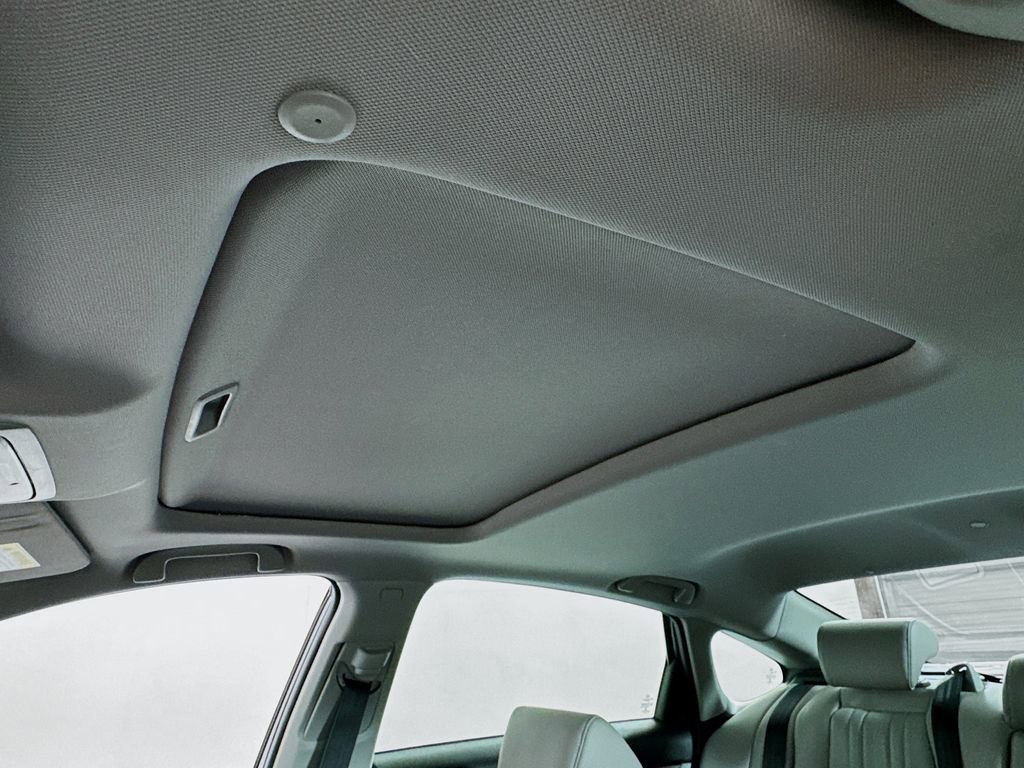 Used 2018 Honda Accord EX-L image 19