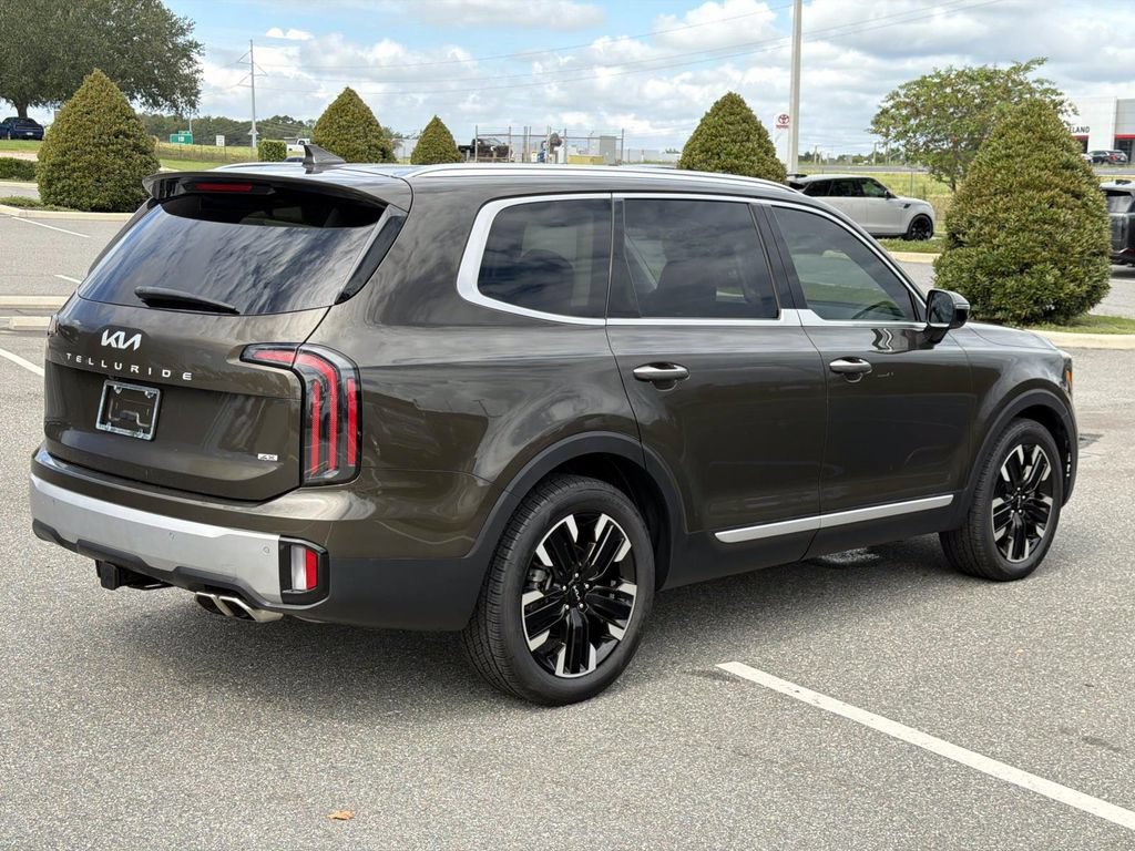 Used 2023 Kia Telluride SX Prestige AWD/4WD image 5