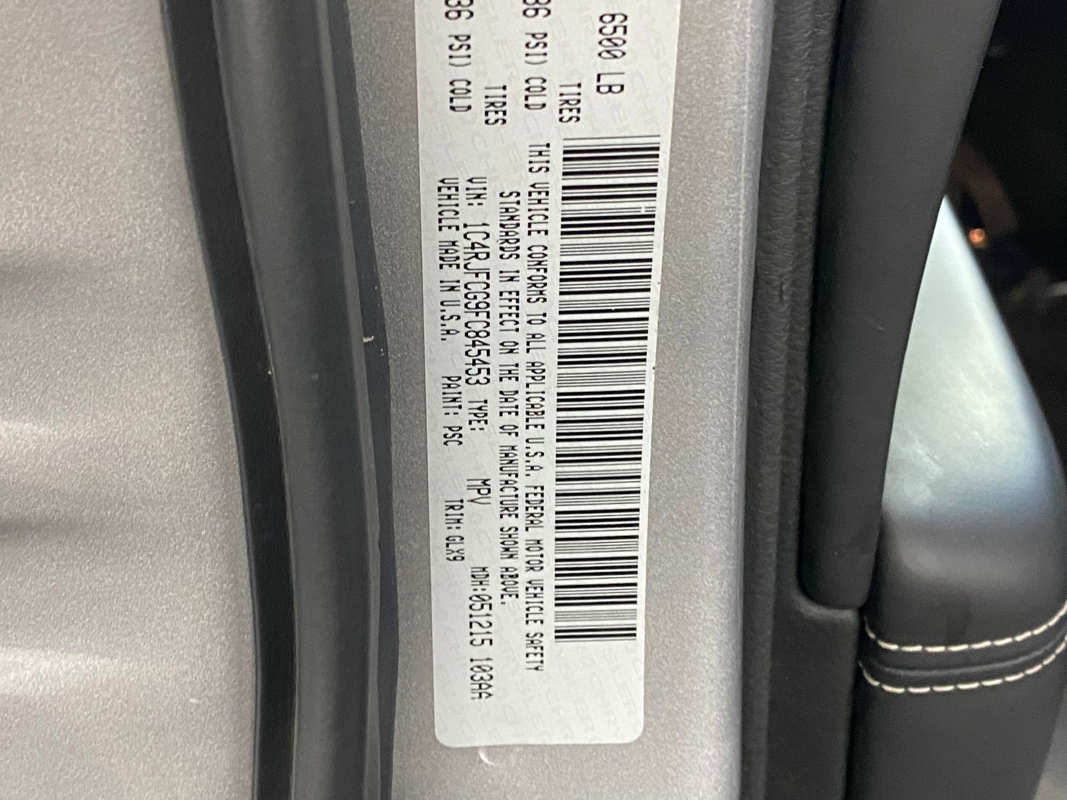 Used 2015 Jeep Grand Cherokee Overland image 22