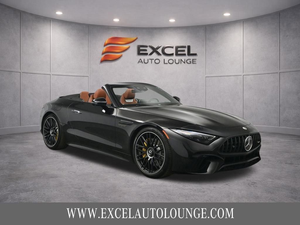 Used 2022 Mercedes-Benz SL 63 AMG 4MATIC w/ Driver Assistance Package image 11