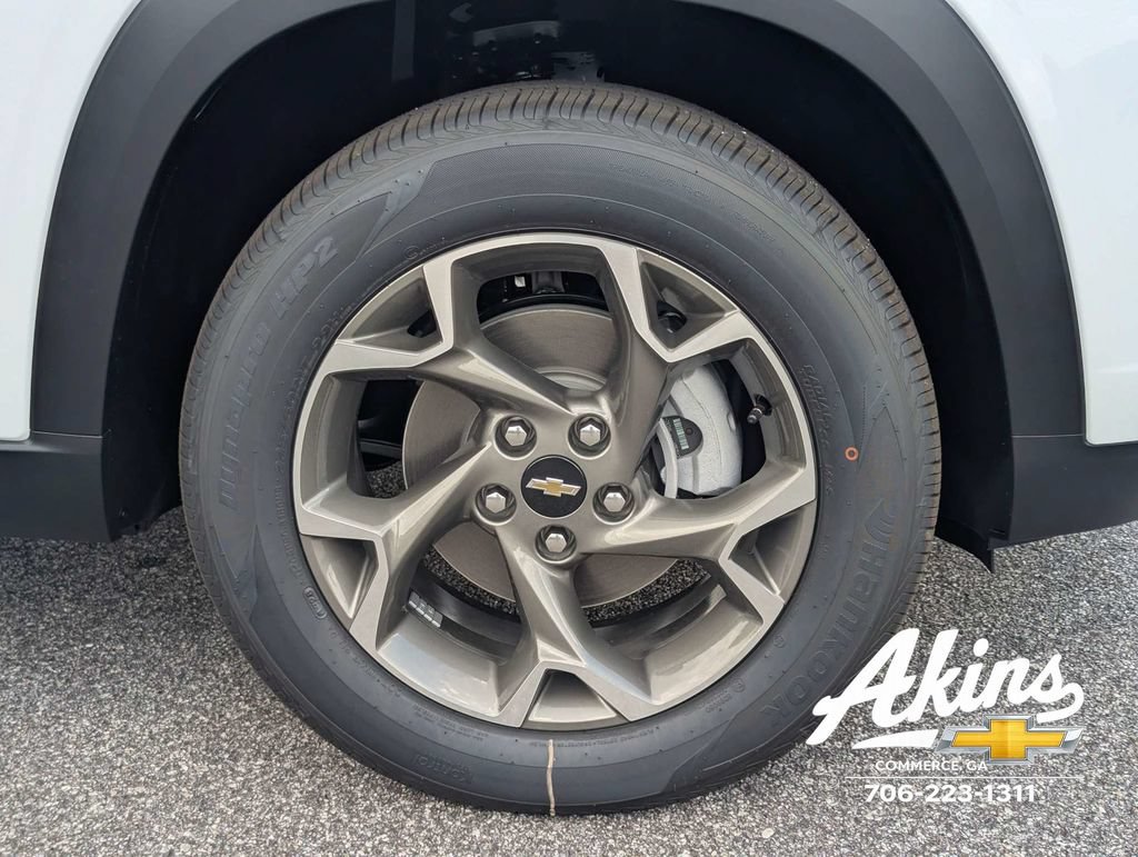 New 2026 Chevrolet Trax LT w/ LT Convenience Package FWD image 12