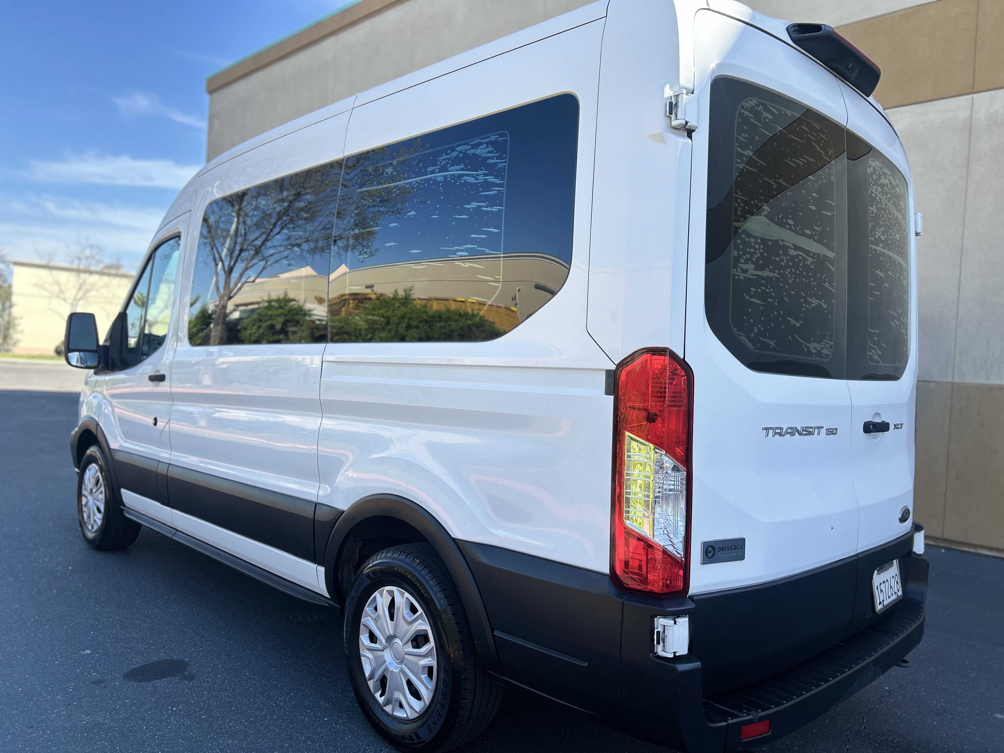 Used 2019 Ford Transit 150 XLT image 26