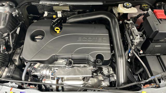 New 2026 Chevrolet Equinox LT w/ Convenience Package II image 27