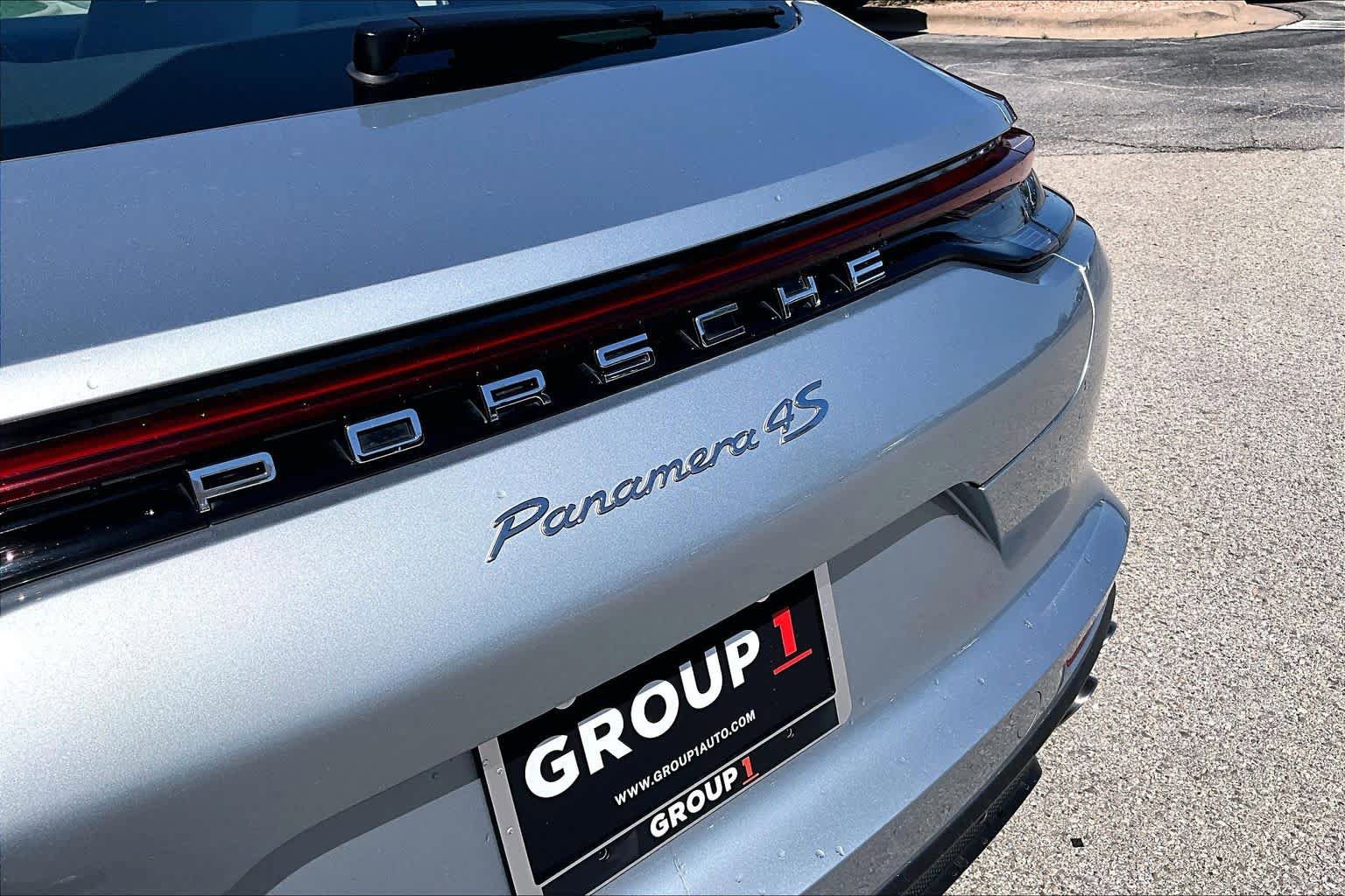 Used 2022 Porsche Panamera 4S AWD/4WD image 29