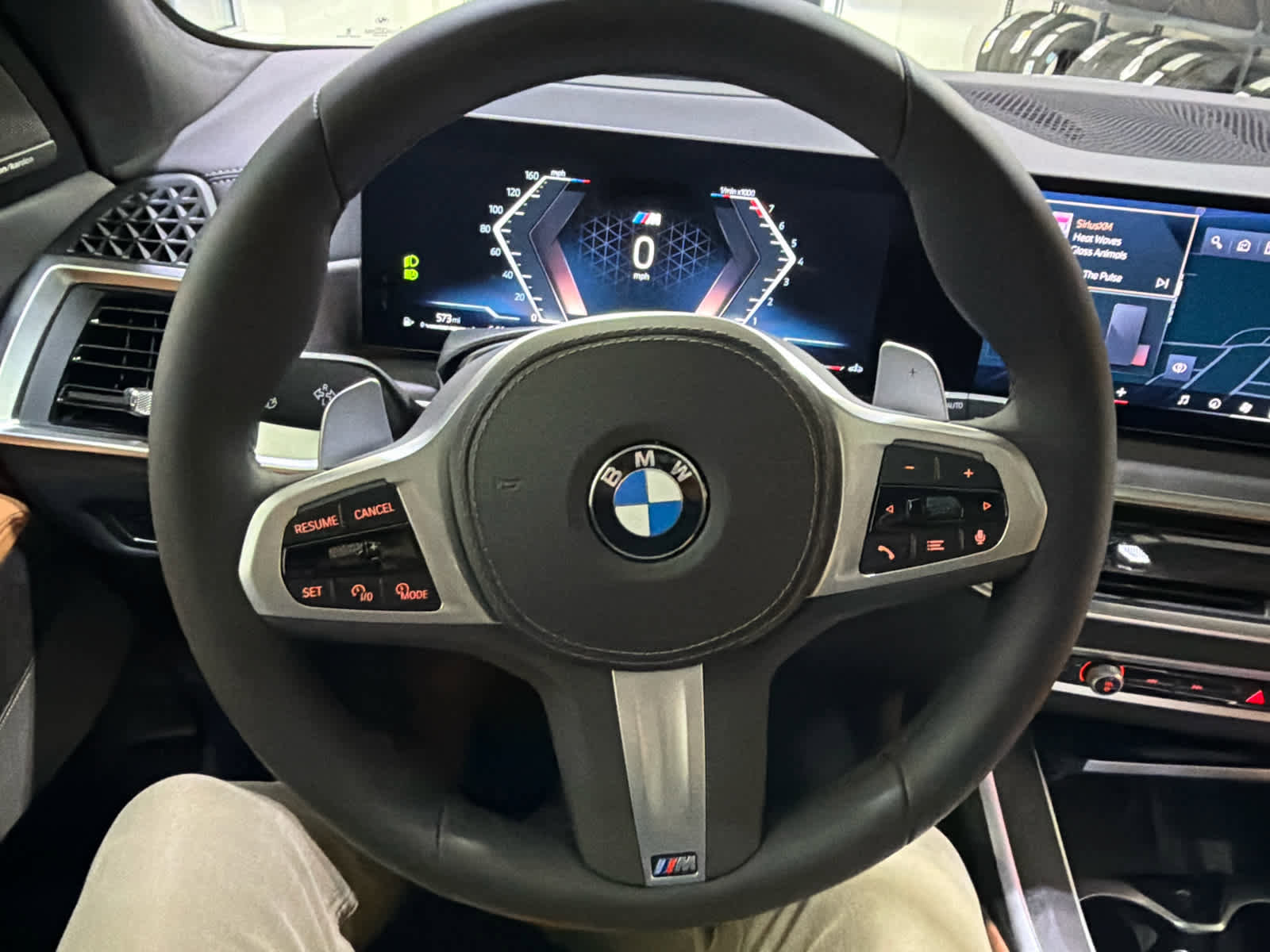 New 2026 BMW X7 xDrive40i w/ M Sport Package image 40