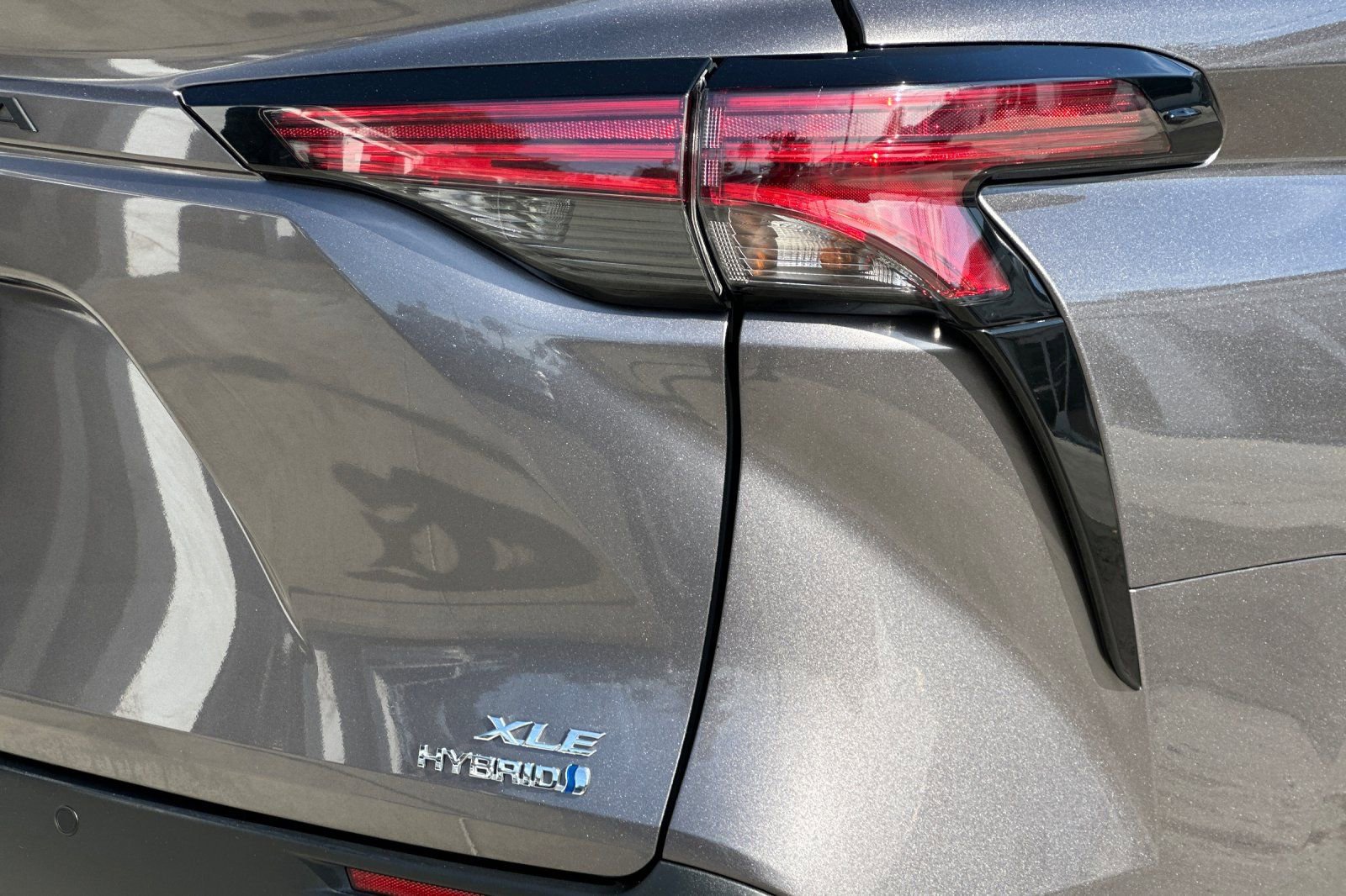 Certified 2022 Toyota Sienna XLE image 28