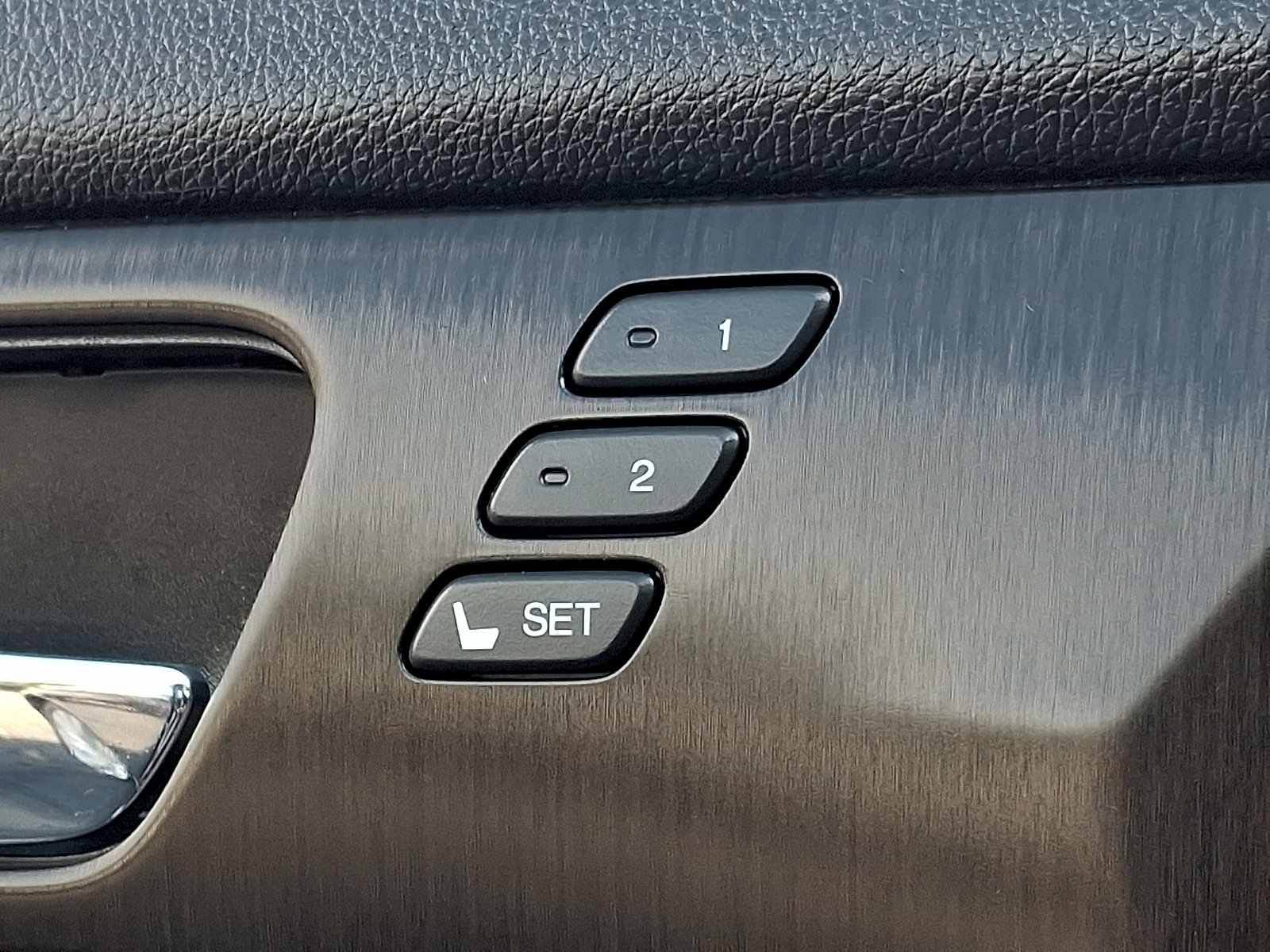 Used 2015 Honda Accord EX-L image 25