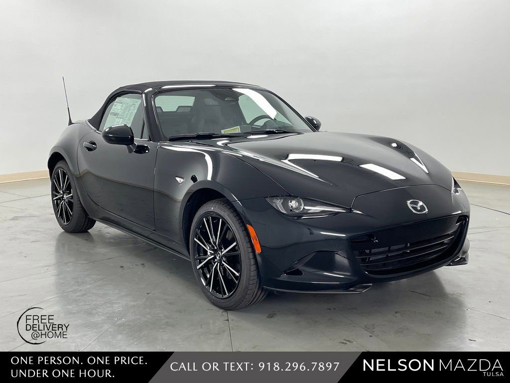 New 2025 MAZDA MX-5 Miata Grand Touring RWD image 4