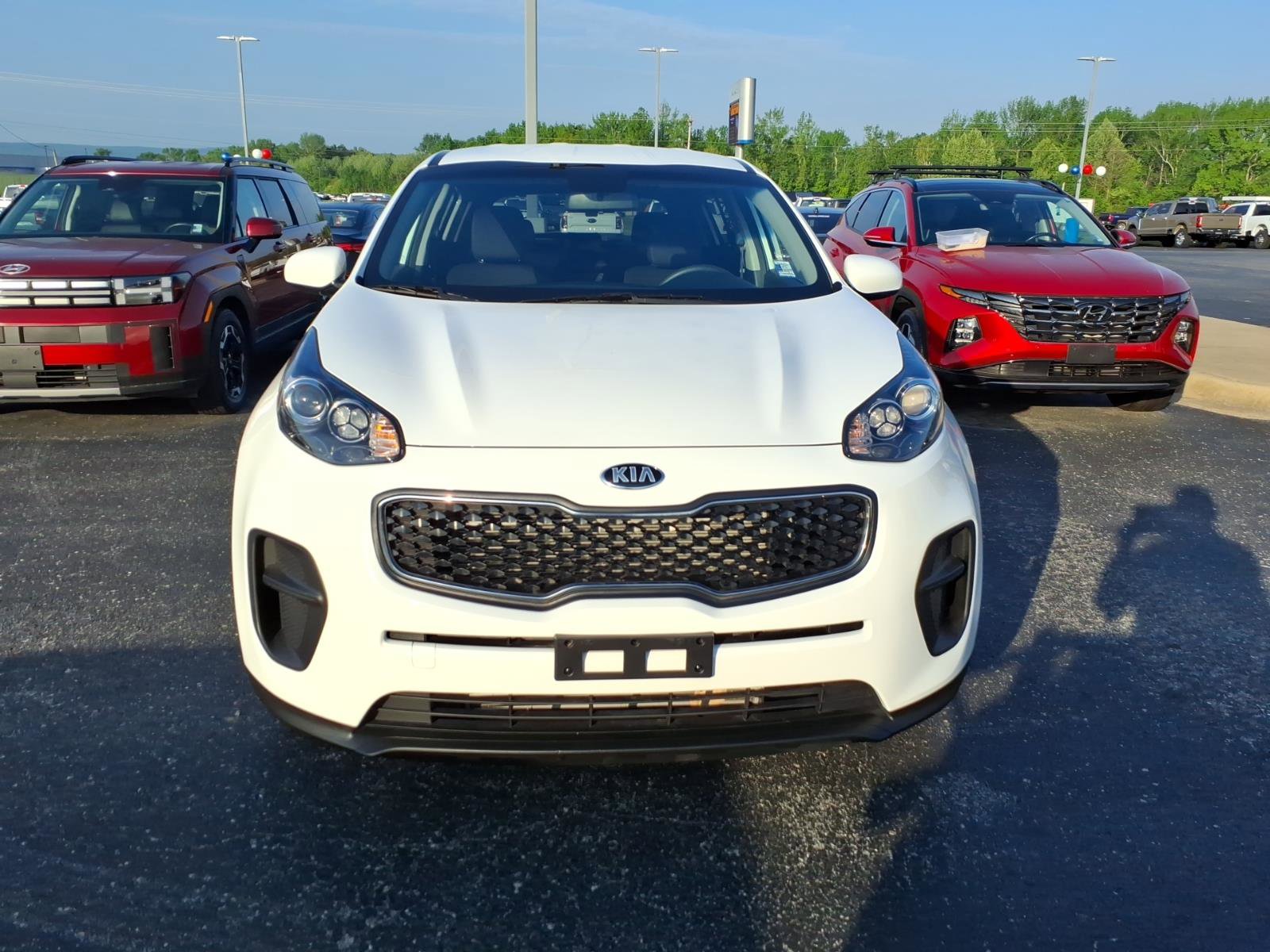 Used 2017 Kia Sportage LX w/ Option Group 012 image 2