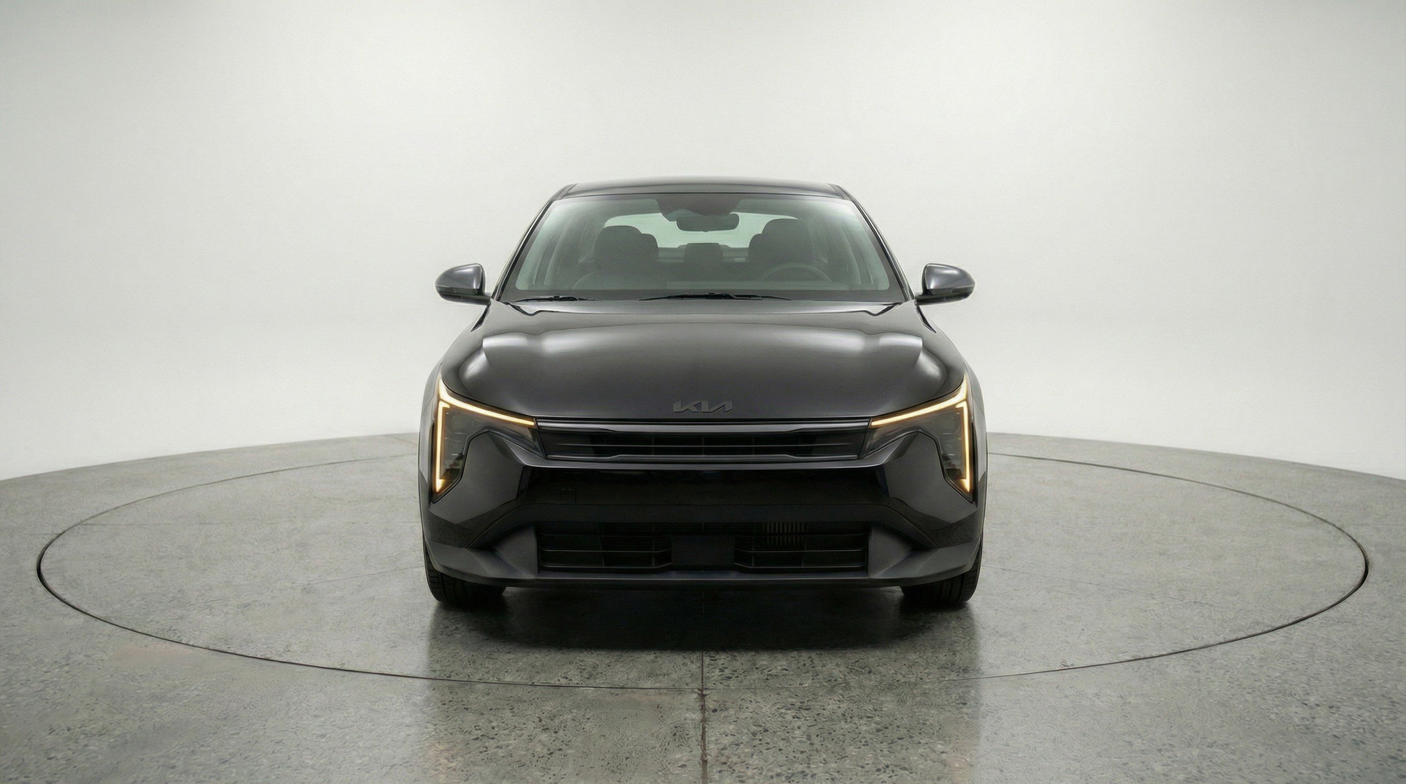 Used 2025 Kia K4 LXS image 2