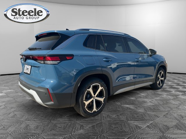 New 2026 Volkswagen Tiguan SE FWD image 5