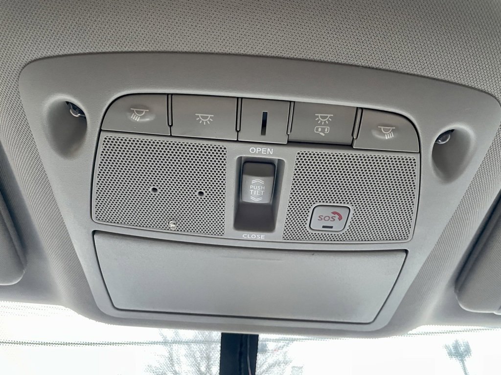 Used 2017 Nissan Murano Platinum w/ Platinum Technology Package image 35