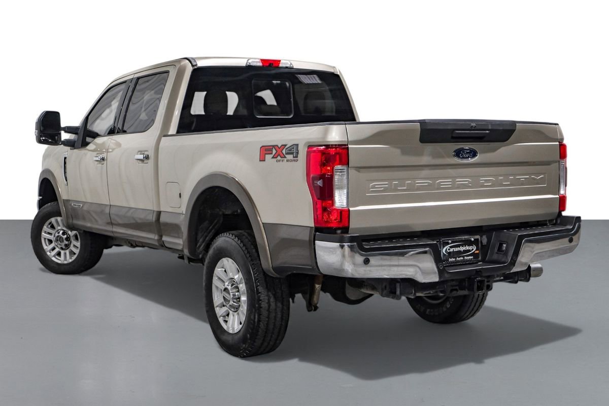 Used 2017 Ford F250 Lariat w/ Chrome Package image 8