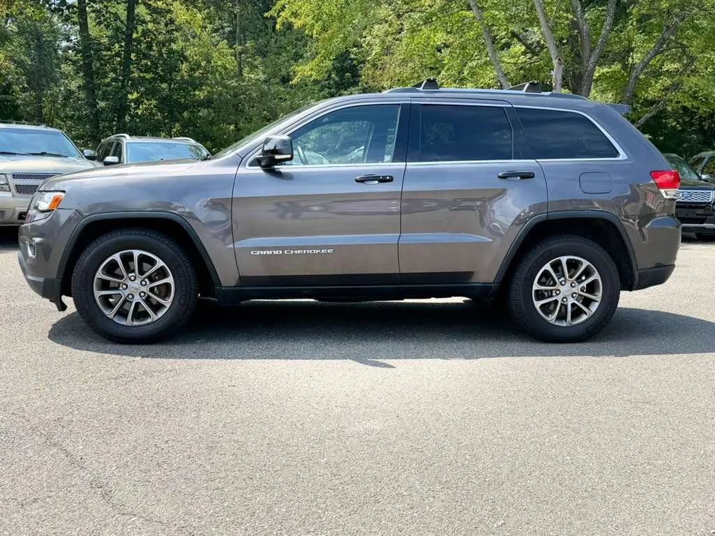 Used 2015 Jeep Grand Cherokee Limited w/ Luxury Group II AWD/4WD image 4