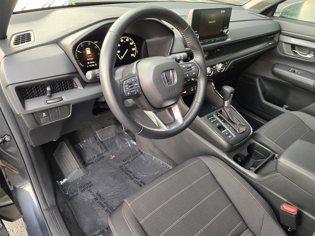 Used 2025 Honda CR-V Sport image 19