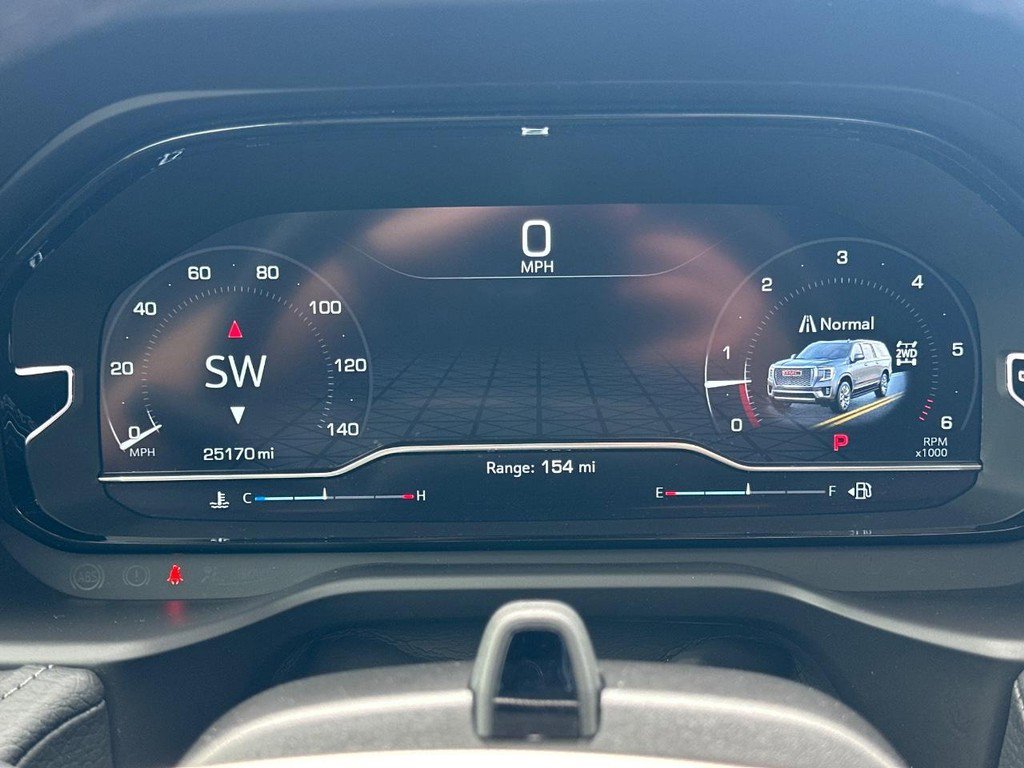 Used 2024 GMC Yukon XL Denali w/ Denali Reserve Package image 26