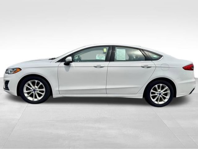 Used 2020 Ford Fusion SE image 4