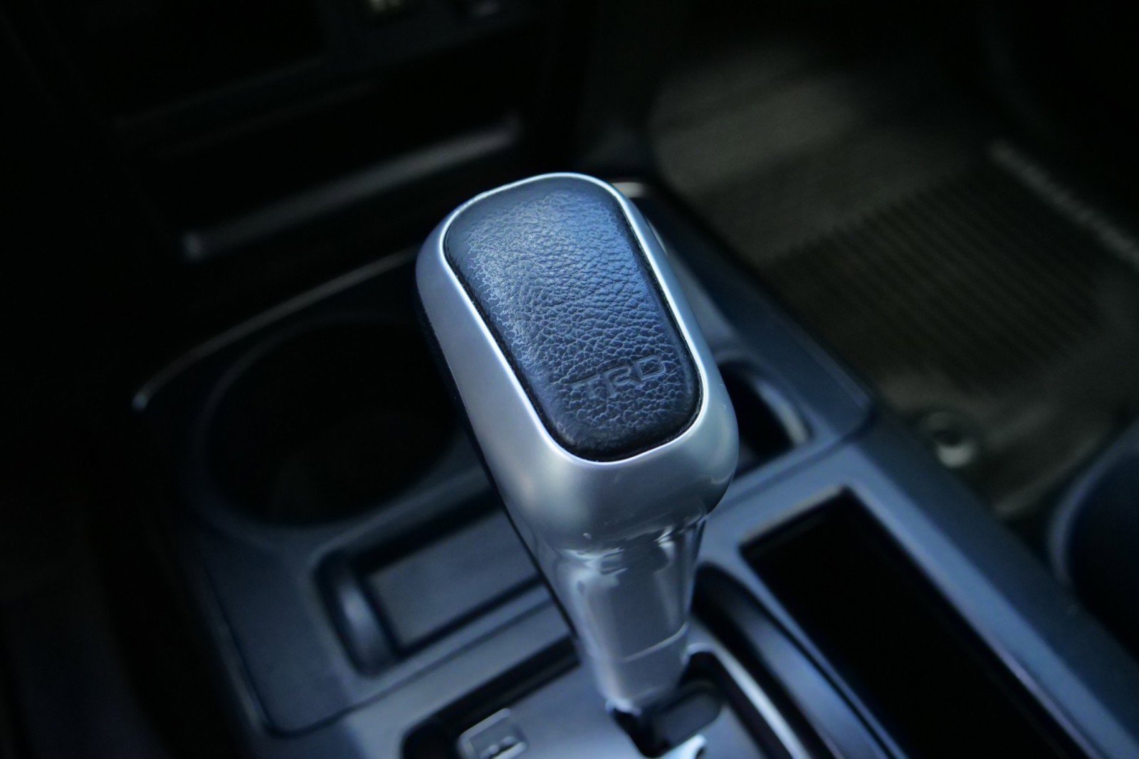 Used 2020 Toyota 4Runner SR5 Premium AWD/4WD image 13