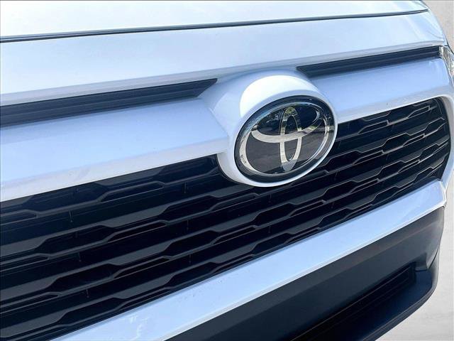 Used 2024 Toyota RAV4 XLE w/ Convenience Package FWD image 30