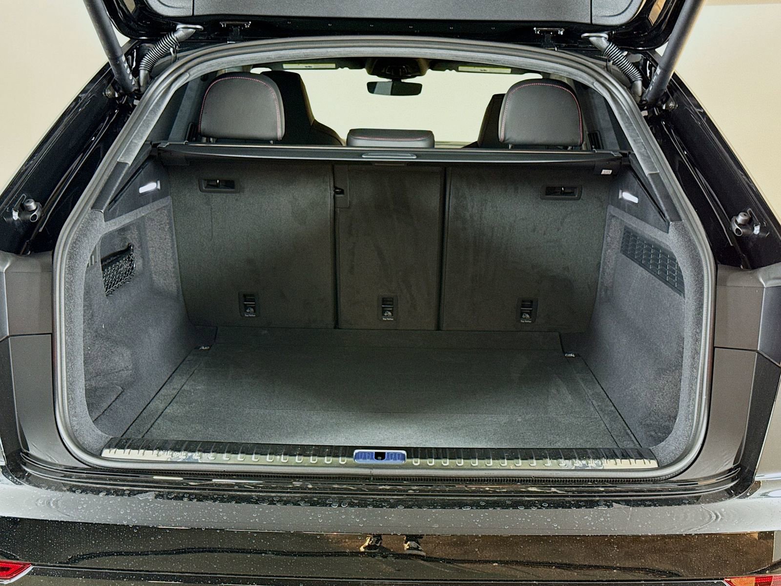 New 2026 Audi RS Q8 performance image 28