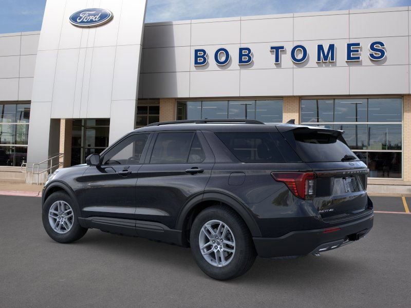 New 2026 Ford Explorer Active RWD image 5