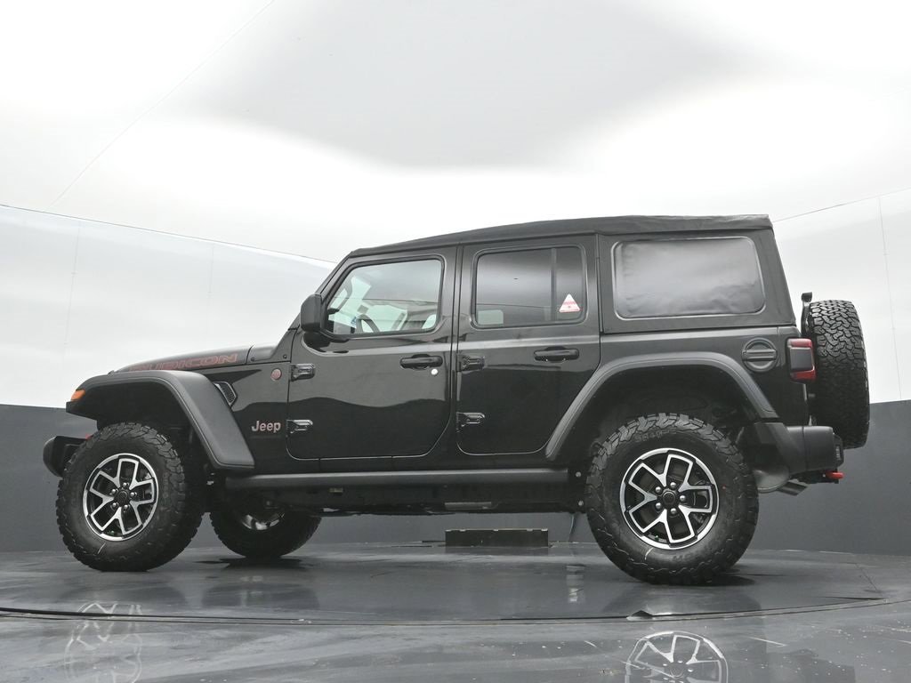New 2025 Jeep Wrangler Unlimited Rubicon w/ Technology Group image 32