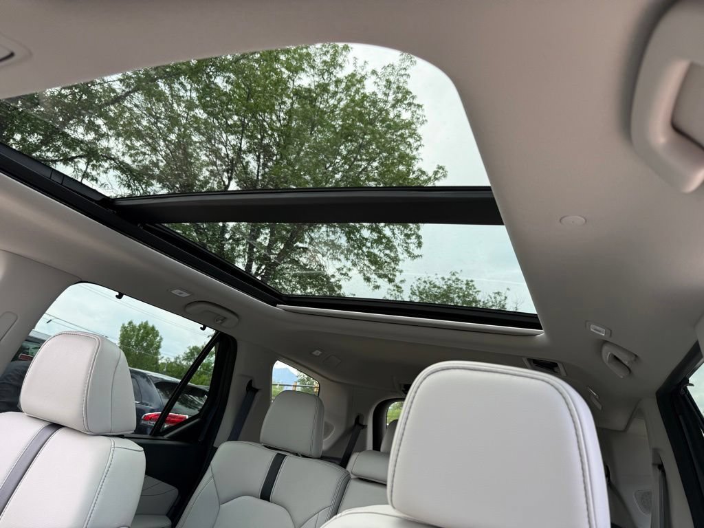 Certified 2026 Honda Pilot Touring image 29