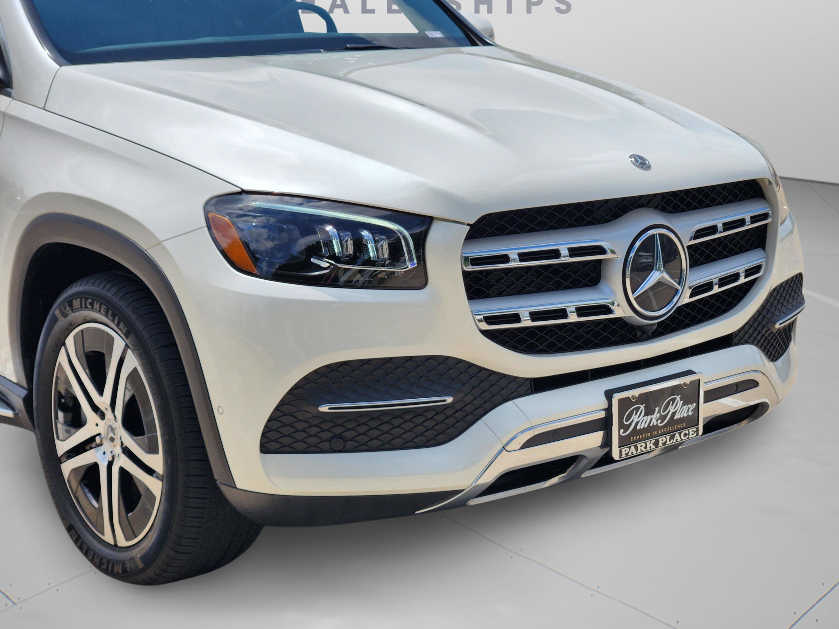 Used 2021 Mercedes-Benz GLS 450 4MATIC image 36