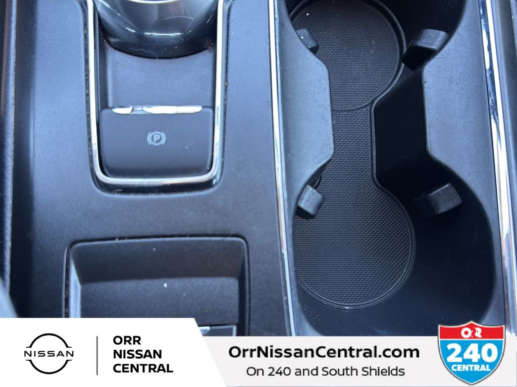 Used 2018 Ford Fusion SE w/ Fusion SE Technology Package FWD image 28