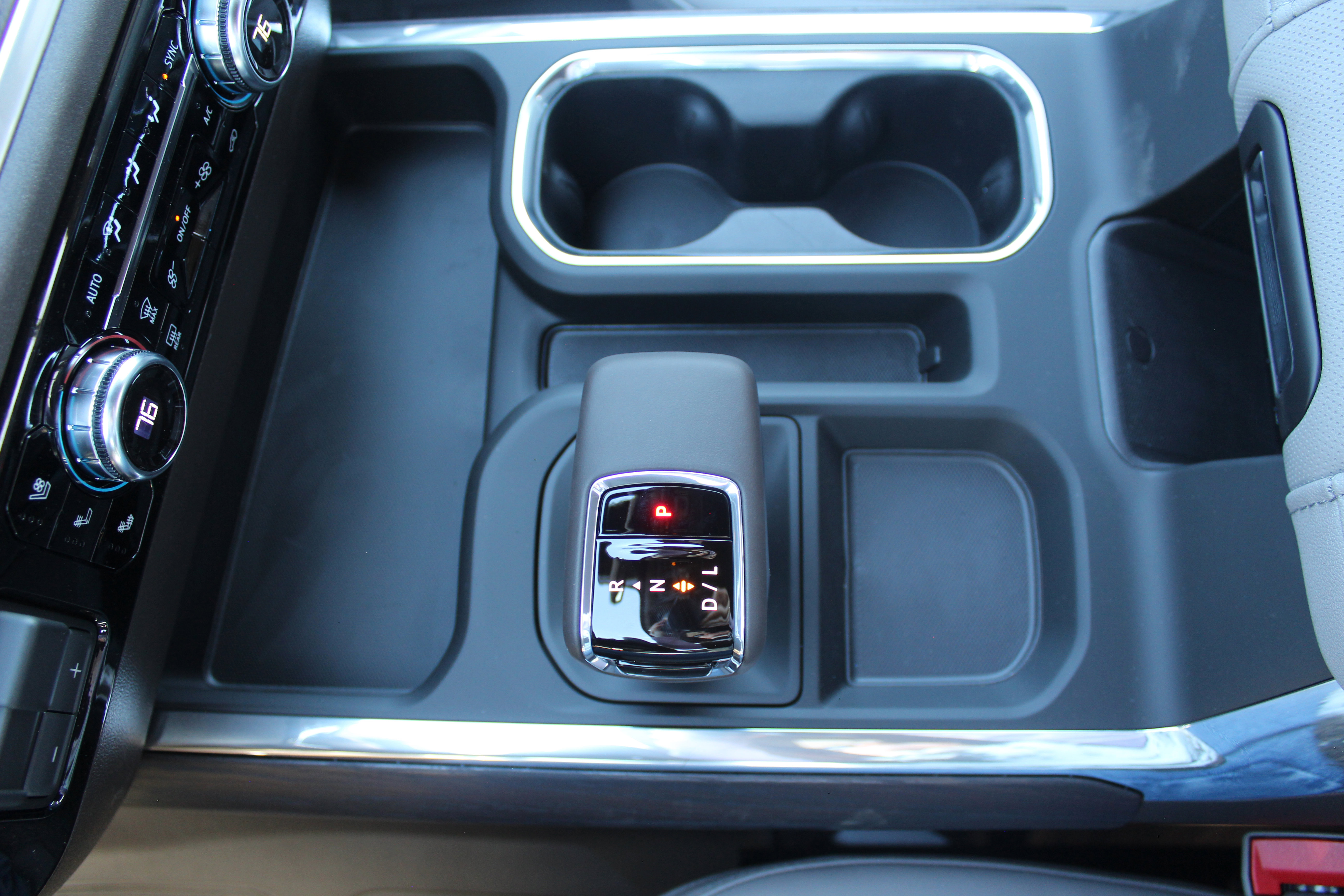 New 2026 GMC Sierra 1500 SLT image 42